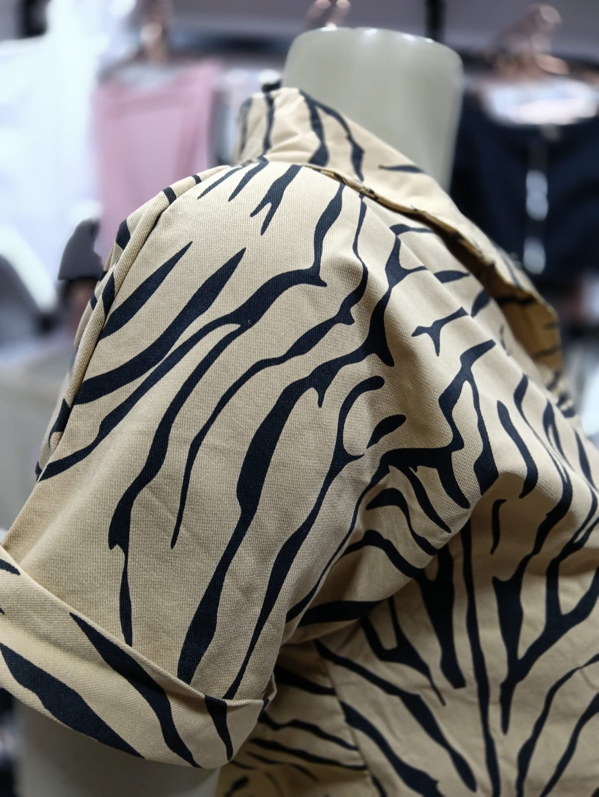 Camisa de Cuello Botones